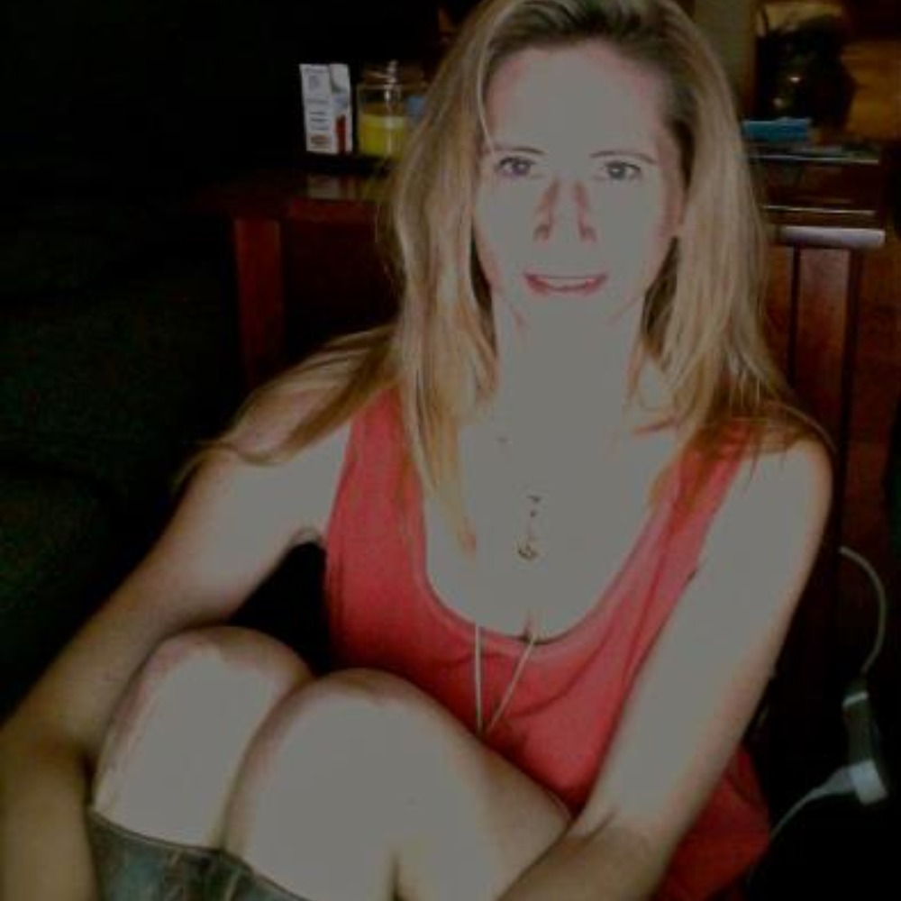 Meet your Posher, Carrie